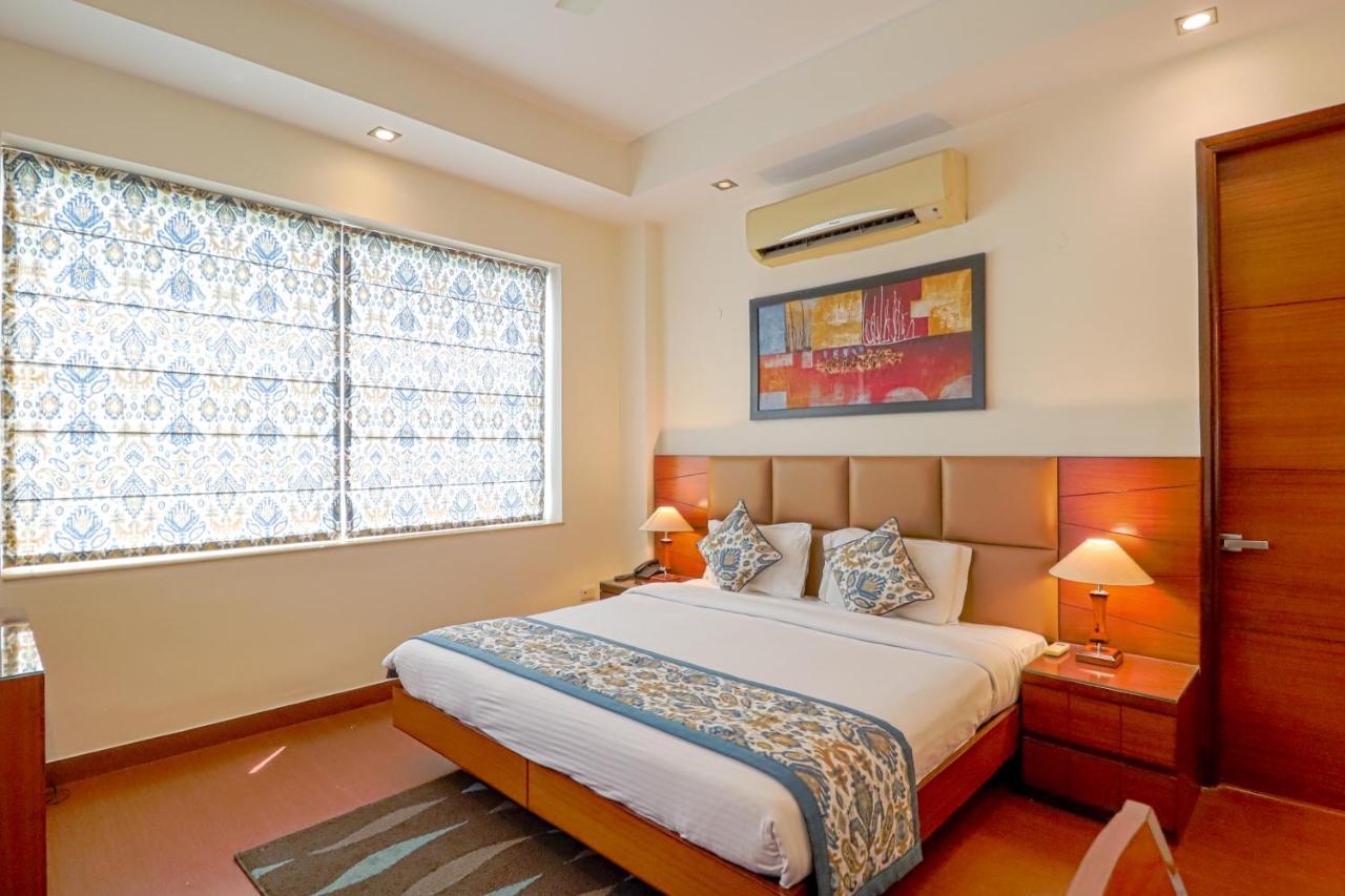 Ahuja Residency Noida Exterior foto