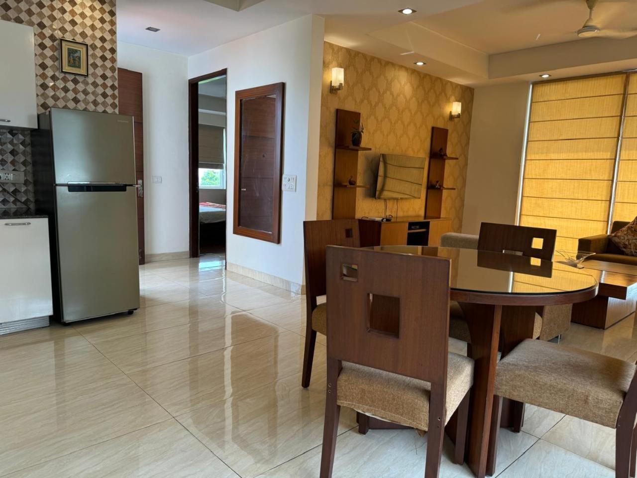 Ahuja Residency Noida Exterior foto